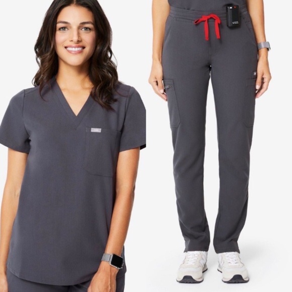 Figs charcoal scrub set